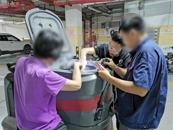 揚子工業 揚子工業