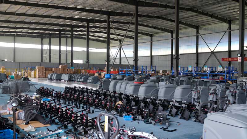 如何選擇洗地機(jī)不會(huì)出錯(cuò) 如何選擇洗地機(jī)不會(huì)出錯(cuò)