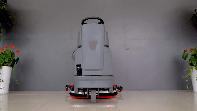 使用洗地機進行商業室內清潔的優勢