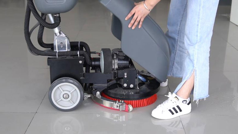 洗地機(jī)沒(méi)有水流出,怎么辦? 洗地機(jī)沒(méi)有水流出,怎么辦?