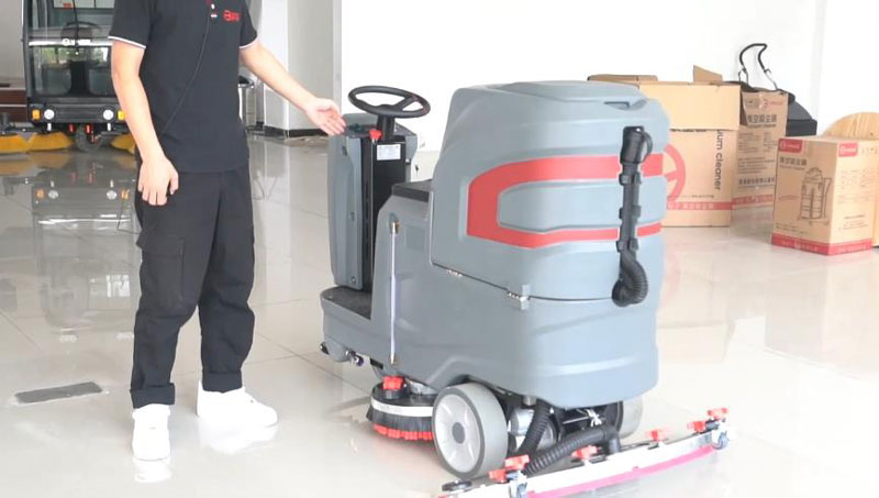 地板清潔機對倉庫運營的影響 地板清潔機對倉庫運營的影響