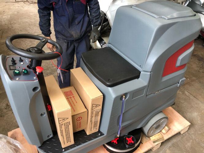 地下車庫使用揚(yáng)子洗地機(jī)的好處