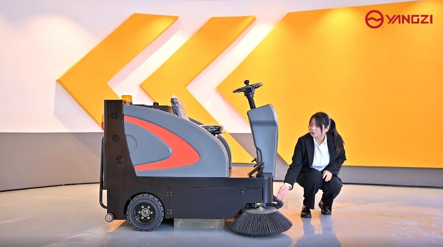 工業掃地車的適用范圍和場所有哪些 工業掃地車的適用范圍和場所有哪些