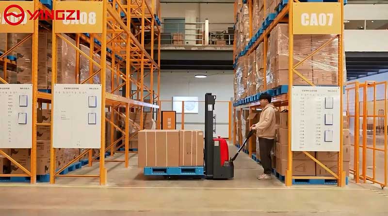 了解的關于叉車操作的 5 個事實 了解的關于叉車操作的 5 個事實