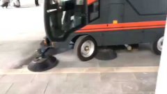 響應(yīng)國(guó)家節(jié)能環(huán)保的號(hào)召，揚(yáng)子推出工業(yè)掃地機(jī)